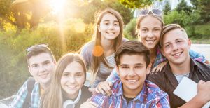 Choosing the Right Orthodontist for Braces, Invisalign, and Custom Treatment Options